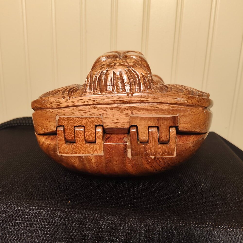 Vintage Hand-Carved Acacia Wood Lion Head Shoulder Bag from Timmy Woods Collecti - Picture 8 of 10